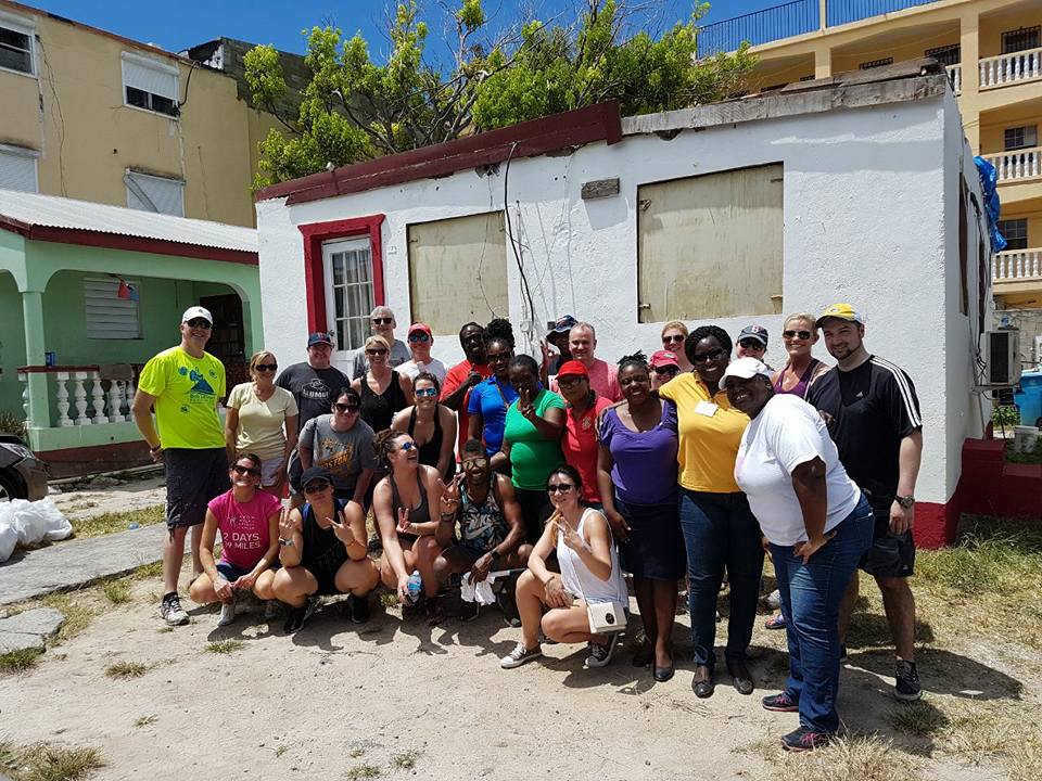 Incentive Cruise volunteer group in St. Maarten