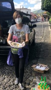 Maureen McKeon Feeding indigent in Guatemala Mario's Project