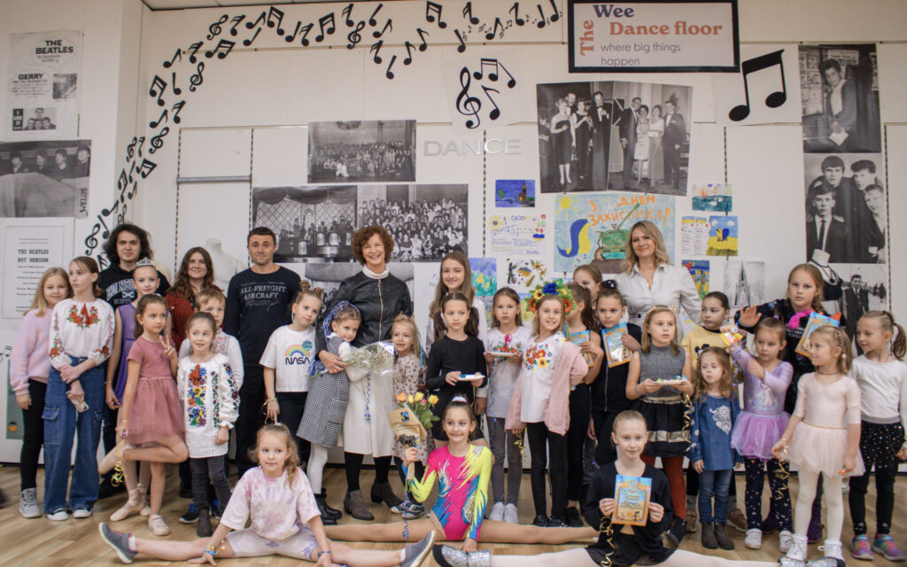 Joyce Landry & the Ukrainian children Mission of Innocents shipboard program